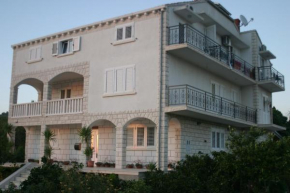 Apartments Vela Luka